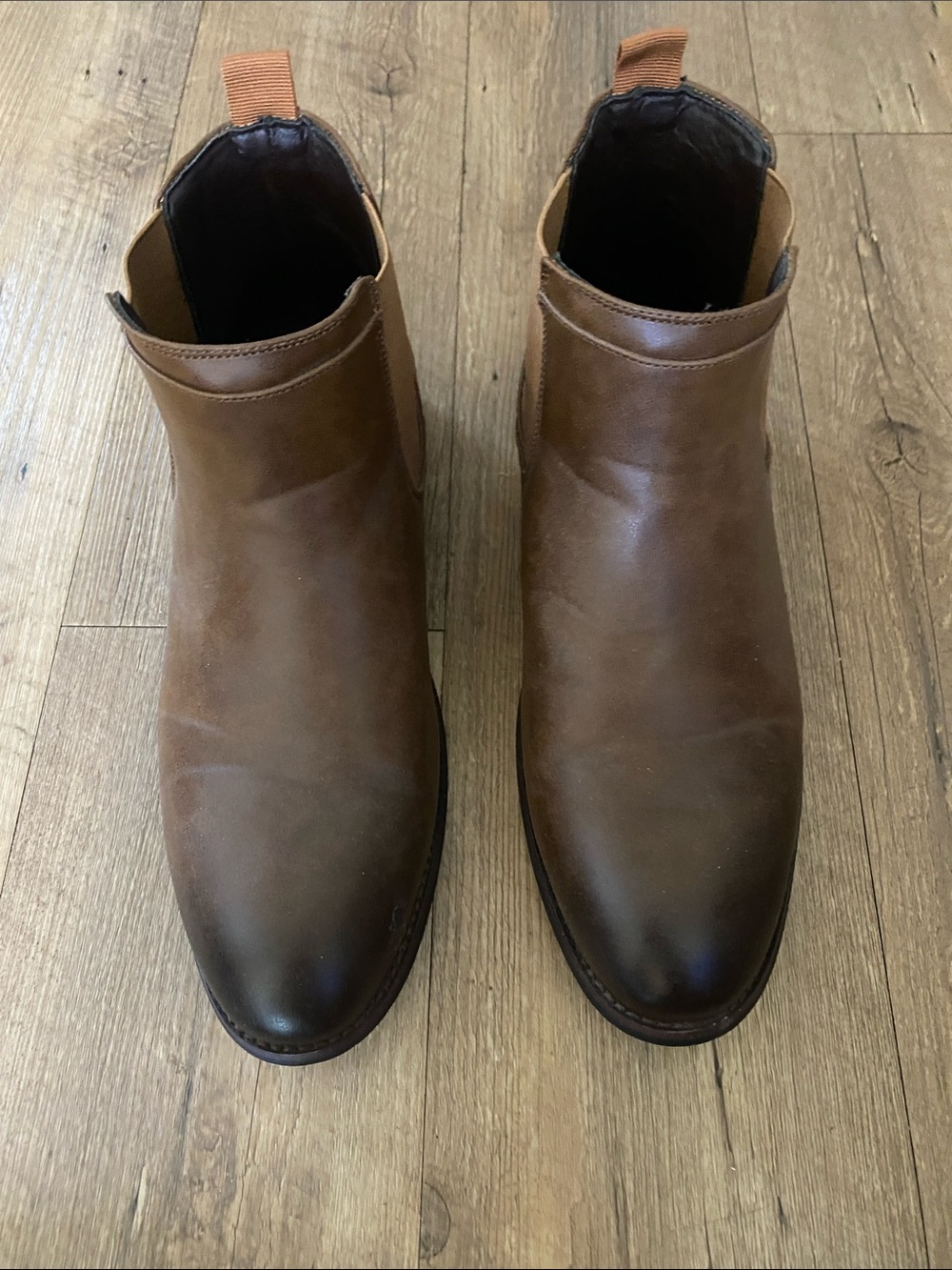 Men's Brown Leather Chukka Boots - Sleek Casual Style